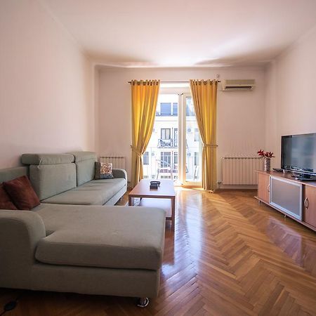 Apartment Kruna Center Podgorica Bagian luar foto