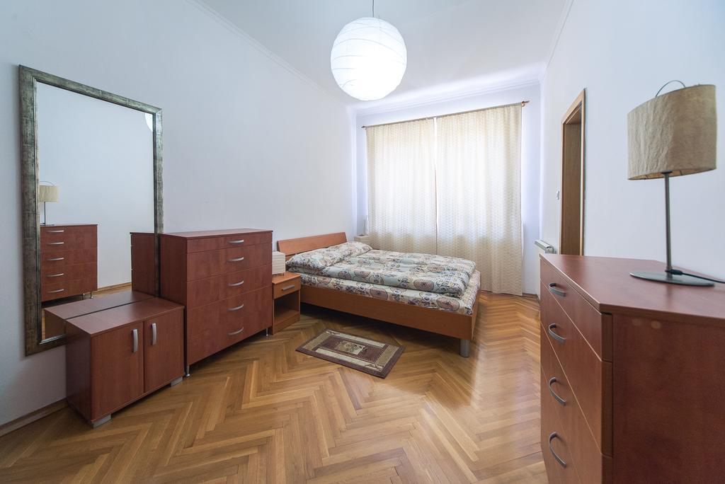 Apartment Kruna Center Podgorica Bagian luar foto