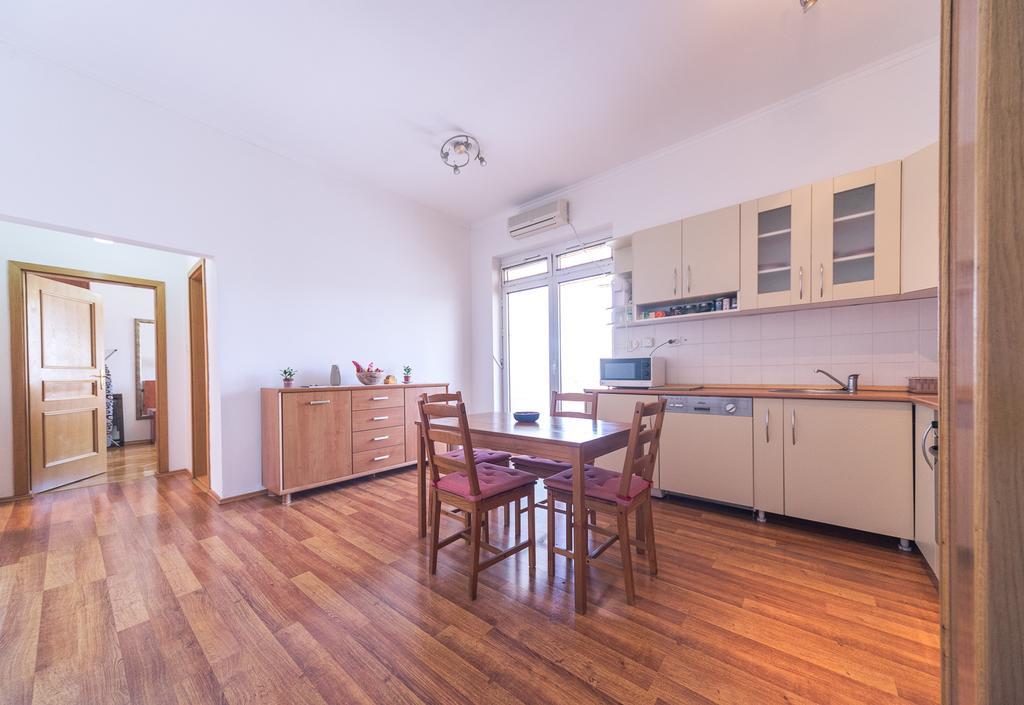 Apartment Kruna Center Podgorica Bagian luar foto